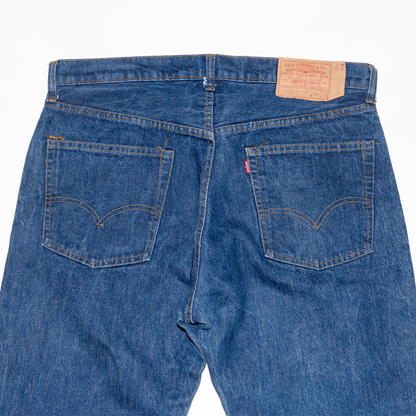 1980 levis 505 - indigo - 38x32 - USA made - paper tag