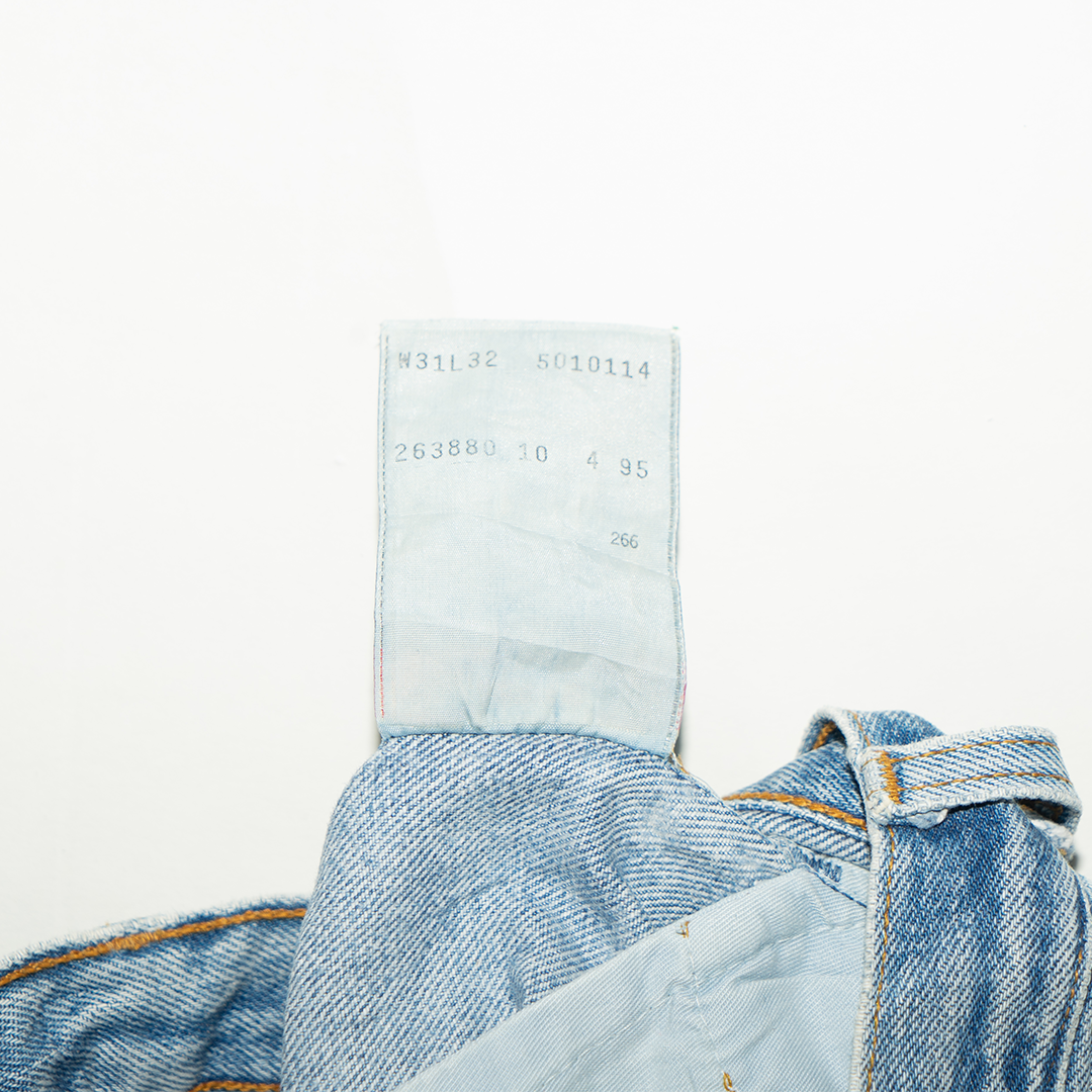 1995 levis 501 - shorts - light blue wash - w31