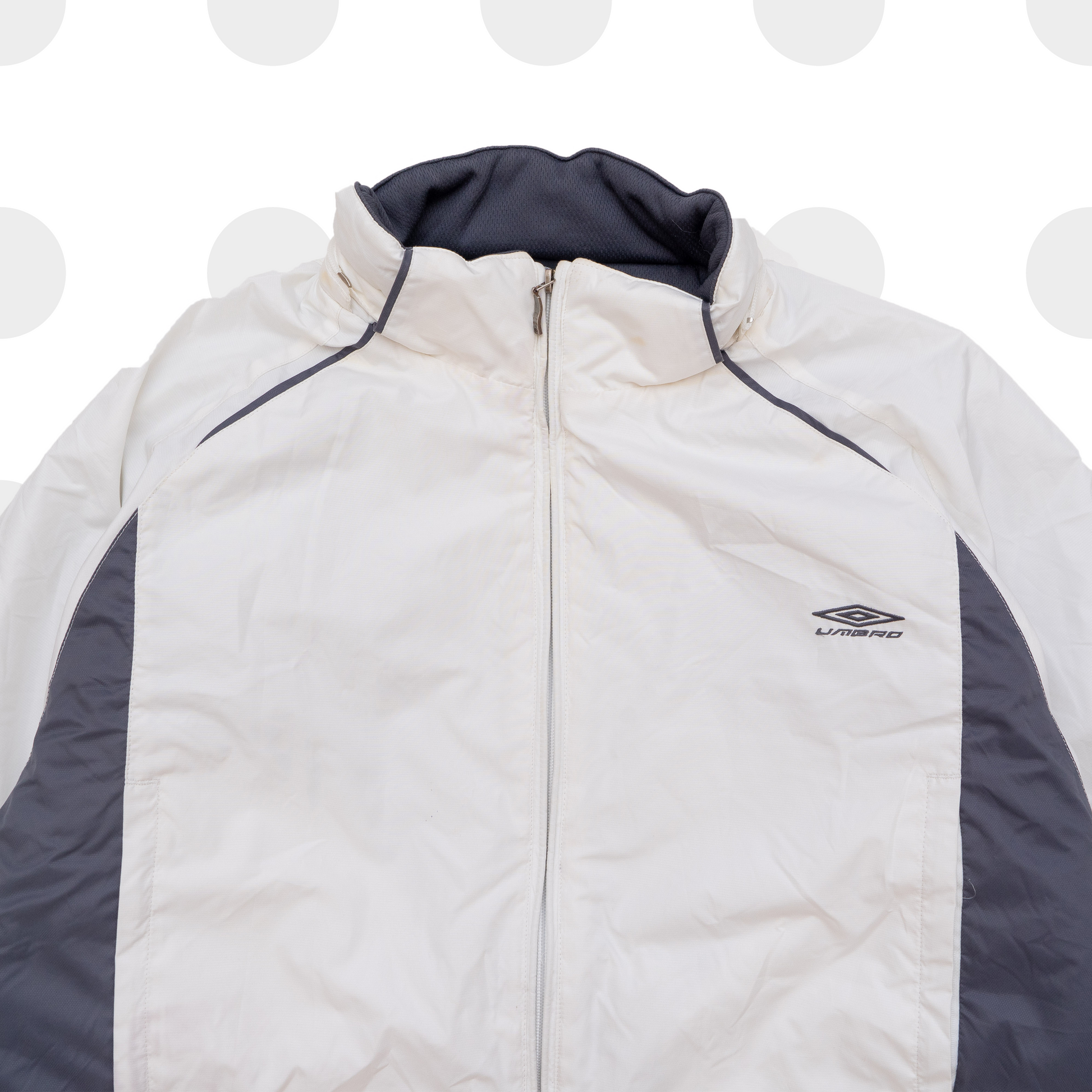 vintage umbro jacket - light grey - large - front details