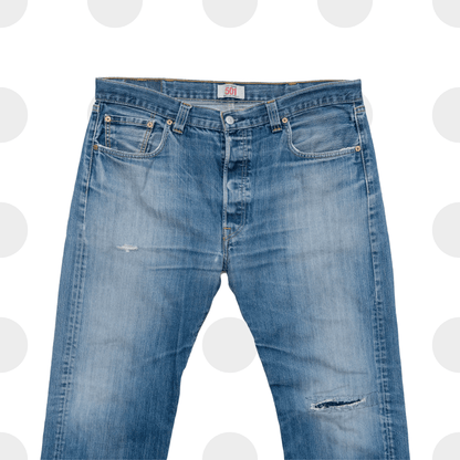 levis 501 - w38 - mid blue wash - front details