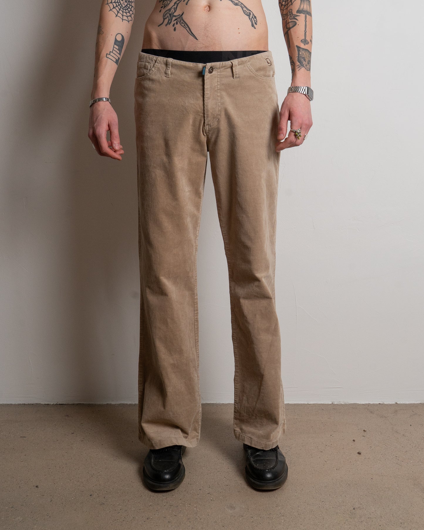 y2k fandango babe - manchester beige - trousers - size 29