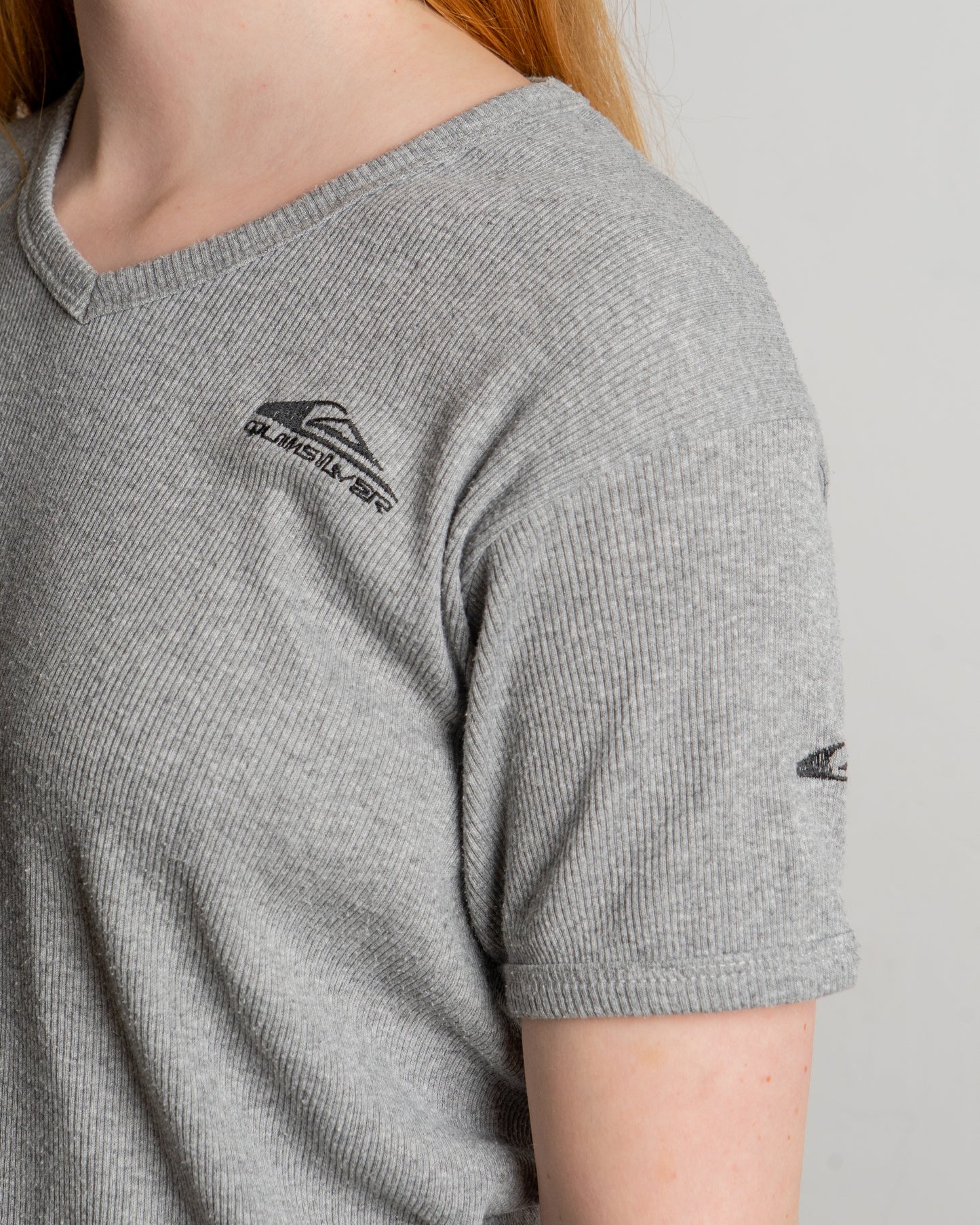 y2k vtg quiksilver - gray - t-shirt  - women xl